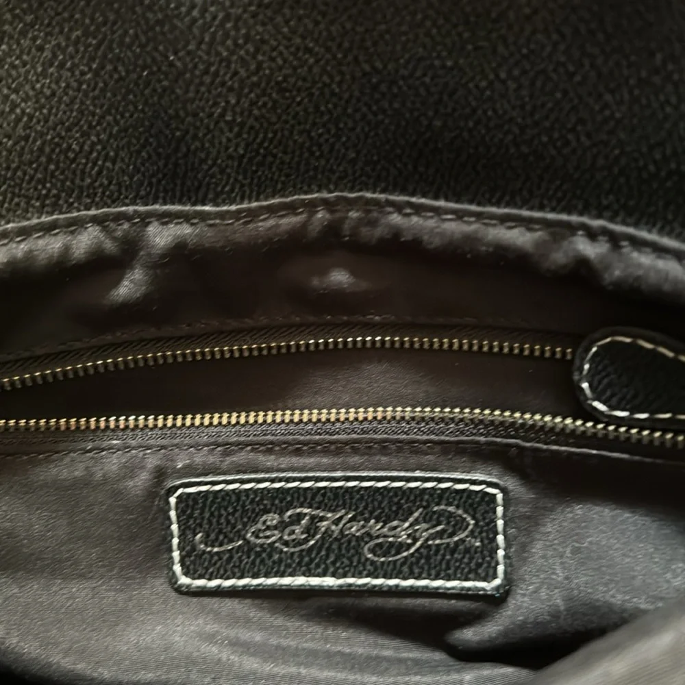 Black Ed Hardy satchel /Messenger bag. Excellent condition.!